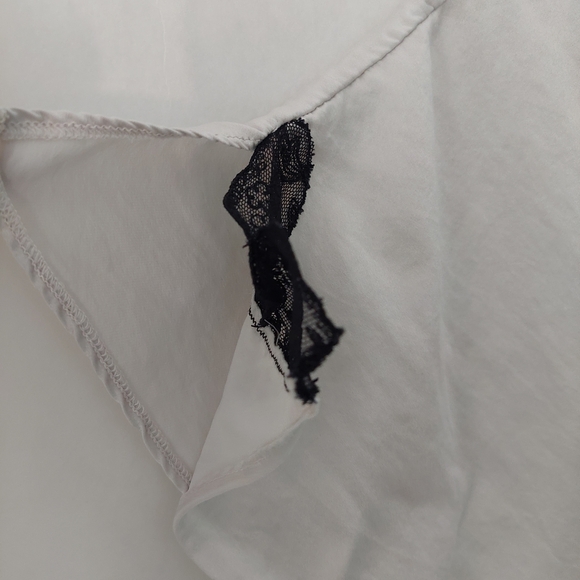 Willow Blossom Silk Grey Blouse with Black Lace Trim Size M - Picture 3 of 6